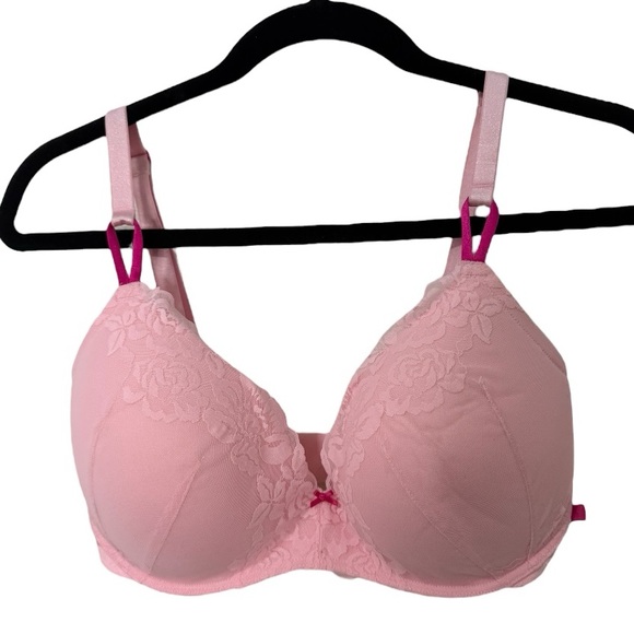 Victoria's Secret Other - Victoria’s Secret Wireless Balconette Bra 34DDD Pink Lace Padded